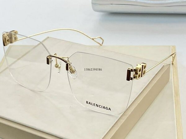 Lunettes Balenciaga Élégantes