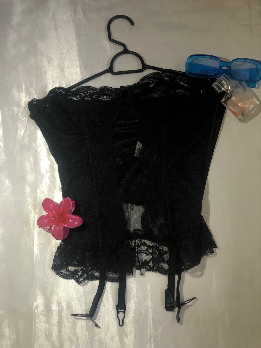 Corset bustier en dentelle