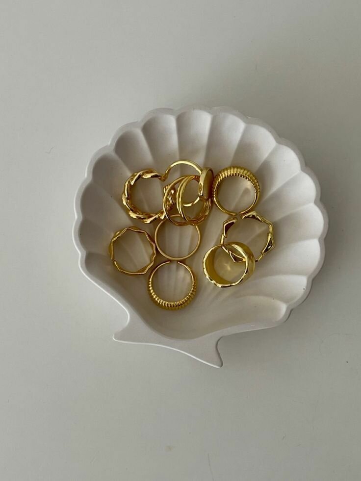 Shell tray