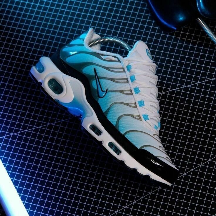 NIKE AIRMAX TN