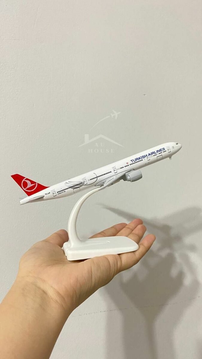Модель самолета Boeing В777 Turkish Airlines