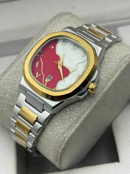 Montre élégante en acier inoxydable