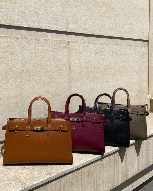 сумки разных цветов