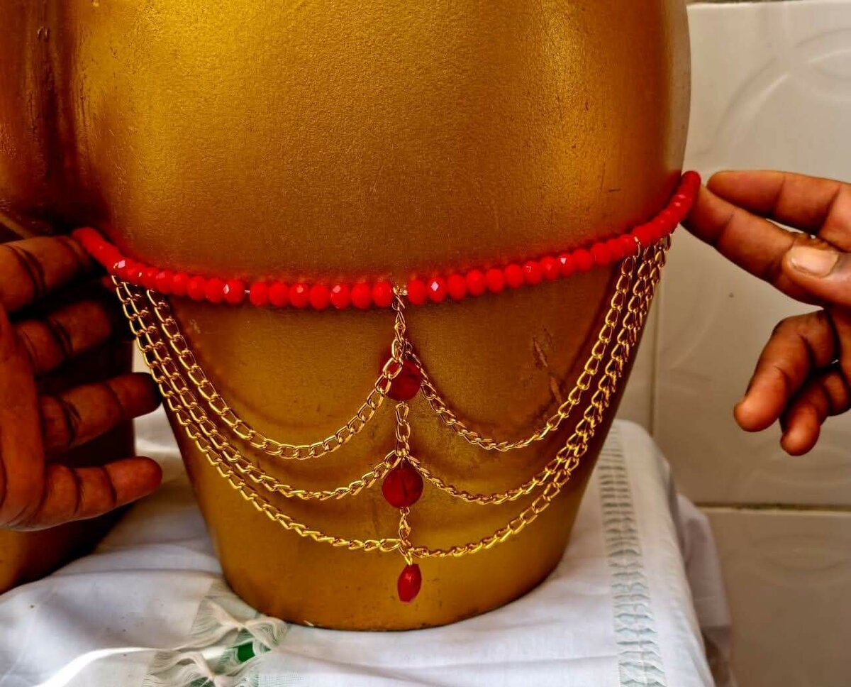 Chaîne de taille perlée élégante