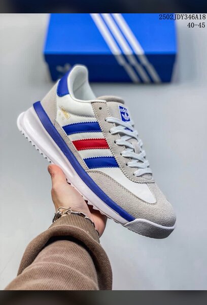 Chaussures de sport rétro