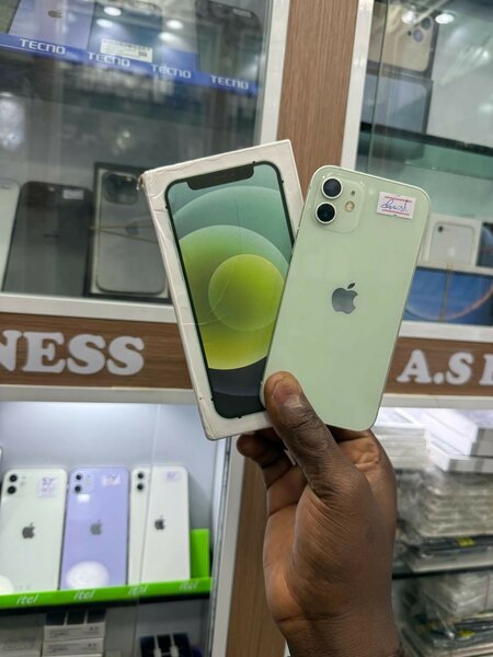 iPhone 12