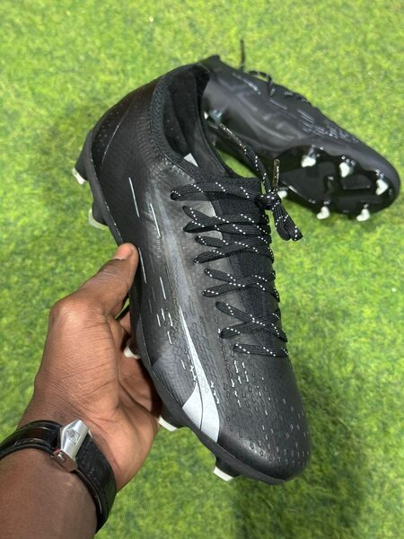 Chaussures de Football Ultra