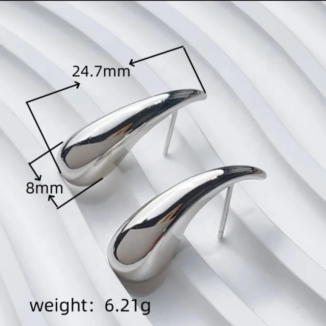 Boucles d'oreilles modernes