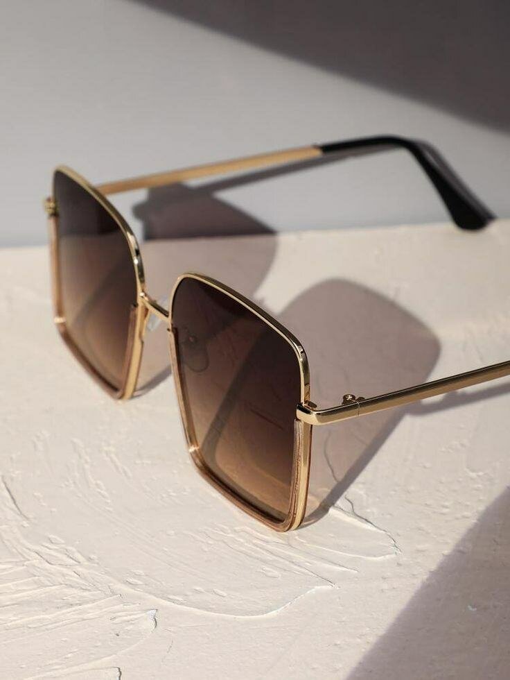 Lunettes de Soleil Modernes