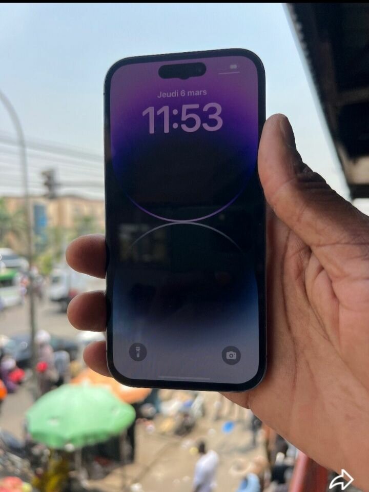 Smartphone 256GB, Écran AMOLED