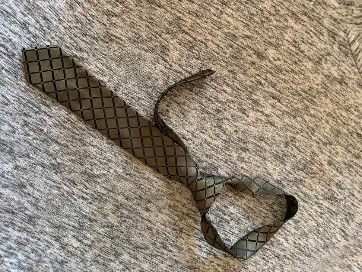 Tie and pocket square