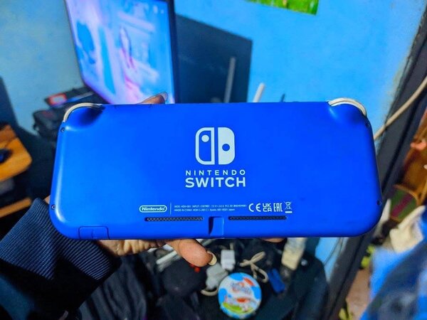 Nintendo Switch Lite casi neuf
