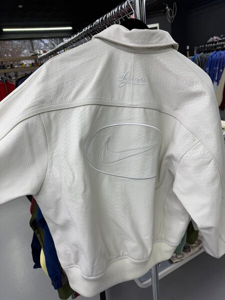 Veste Nike en cuir pour hommes