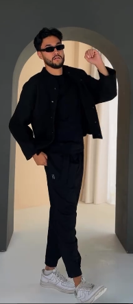 Мужские брюки классика черного цвета