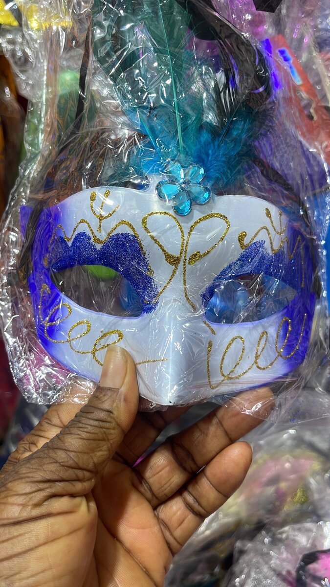 MASQUERADE MASK FOR ALL OCCASIONS