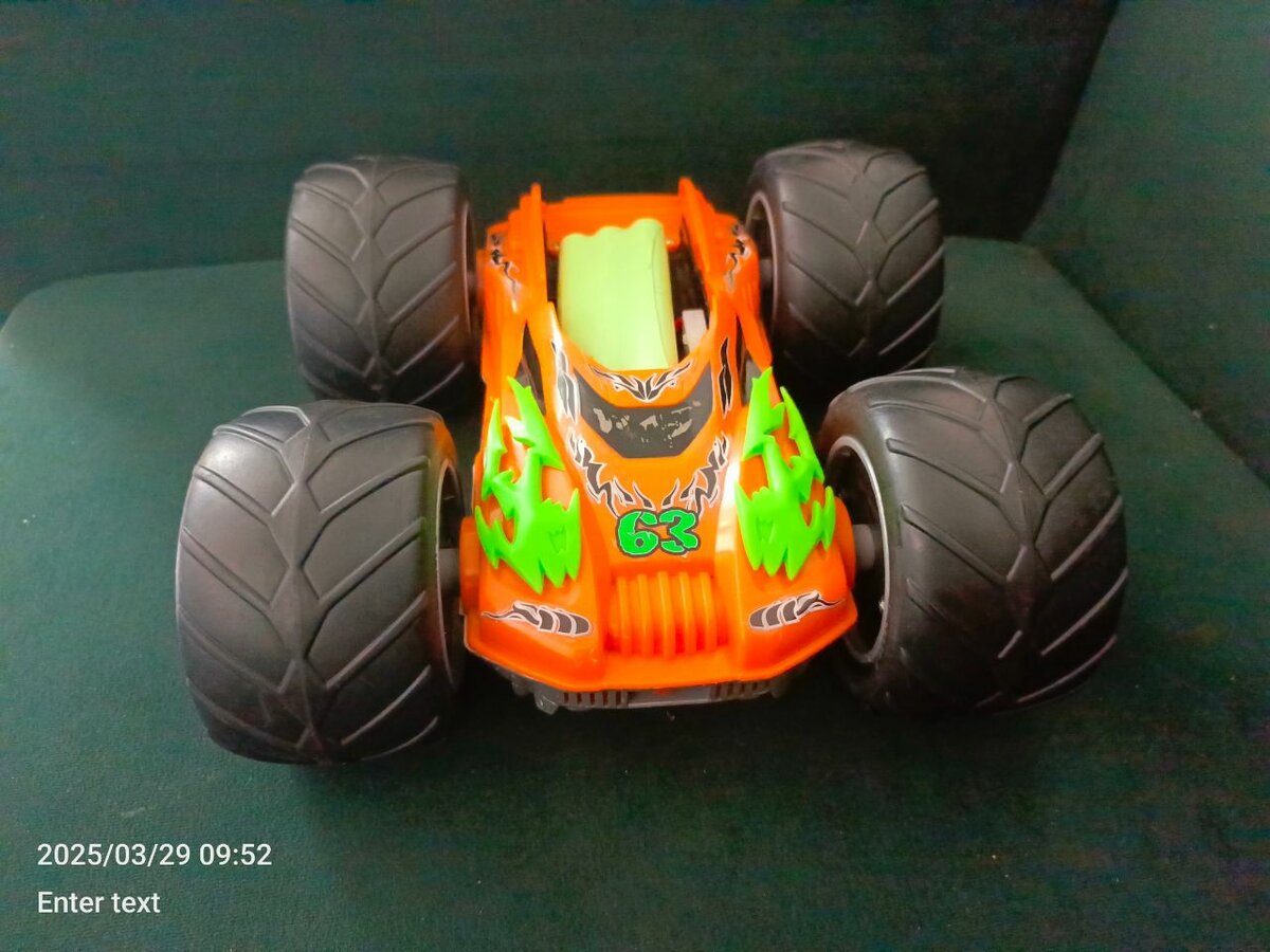 Big tyre toy car for kids