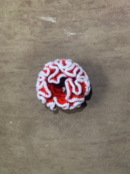 Chouchou volumineux tricotée