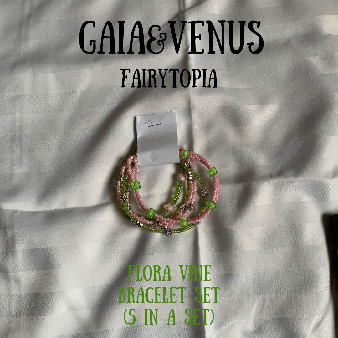 Bracelets(5 in a set)