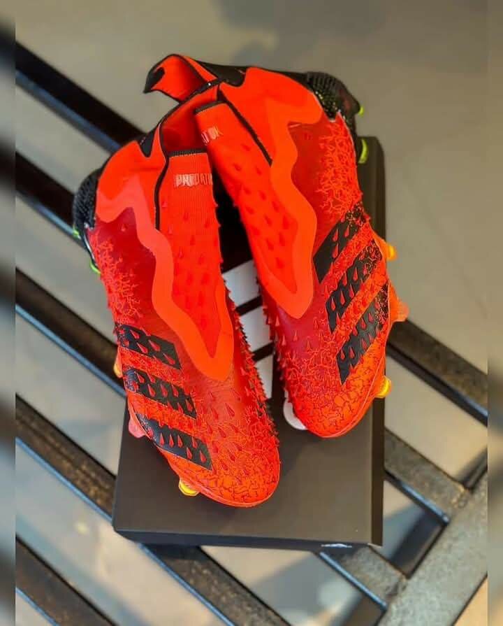 Adidas predator