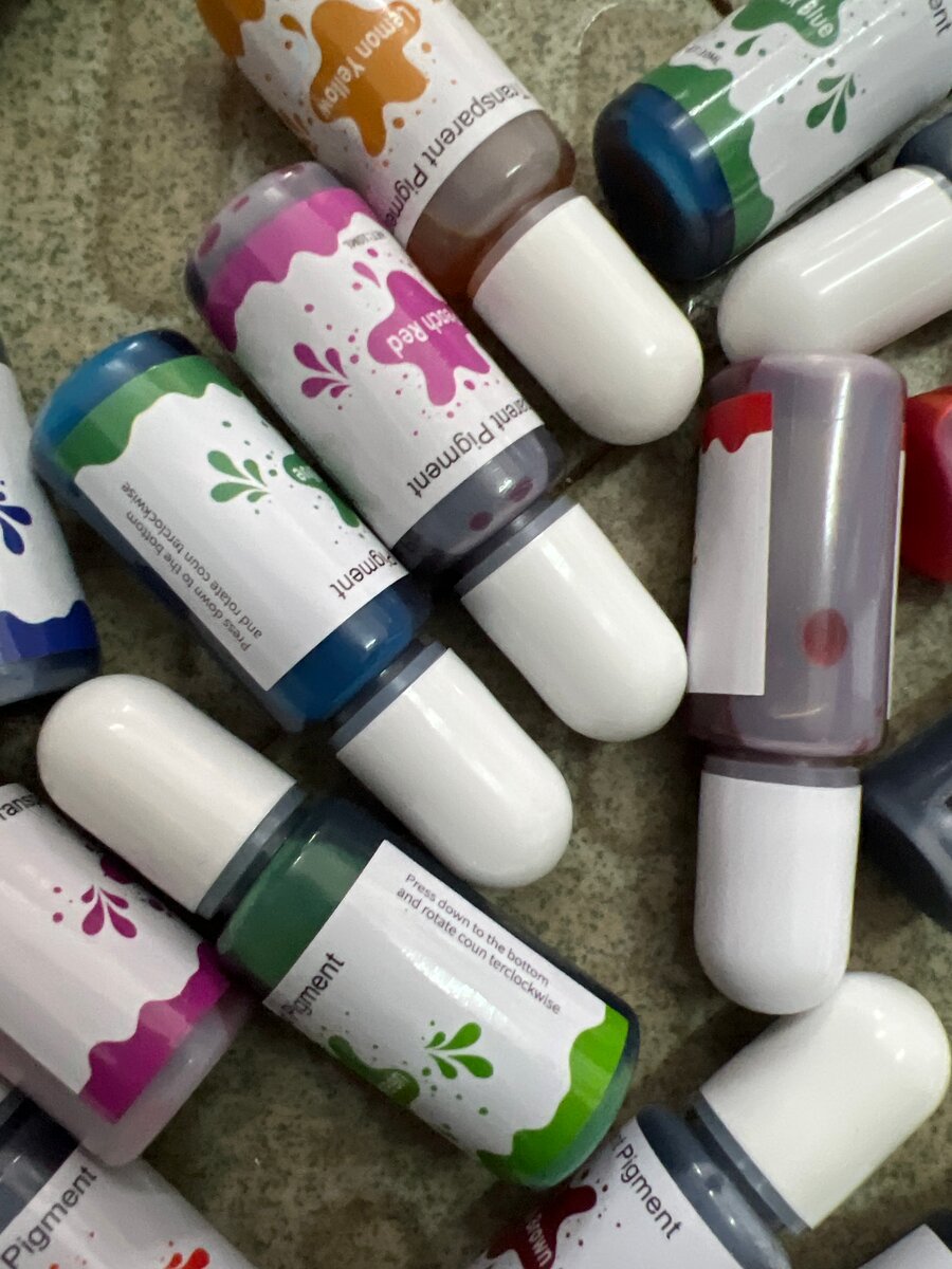 Vibrant Transparent Pigments Set