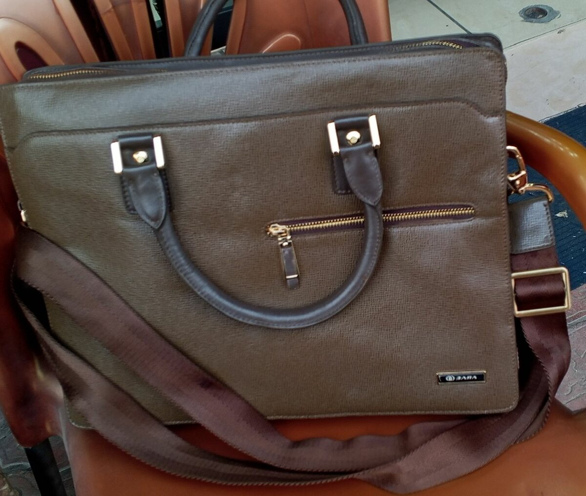 Sacoche en cuir élégante