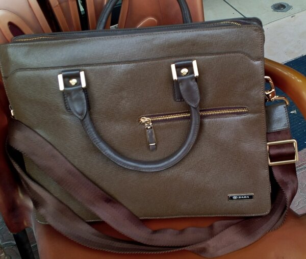 Sacoche en cuir élégante