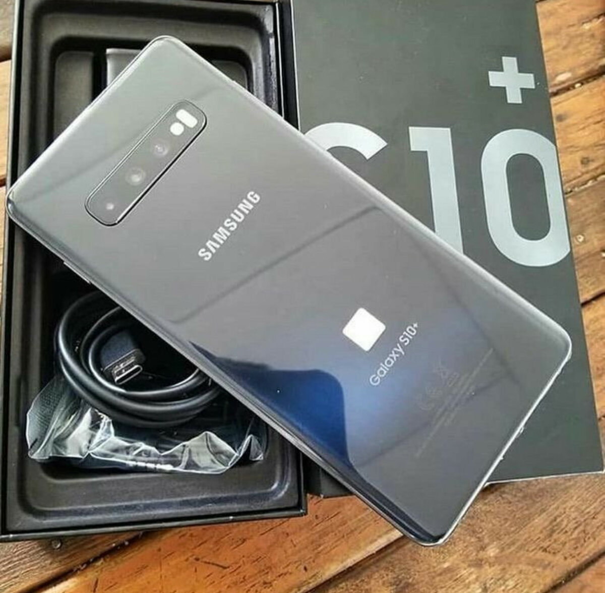 Samsung Galaxy S10+