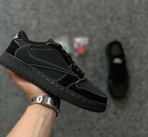 Nike Travis Scott
