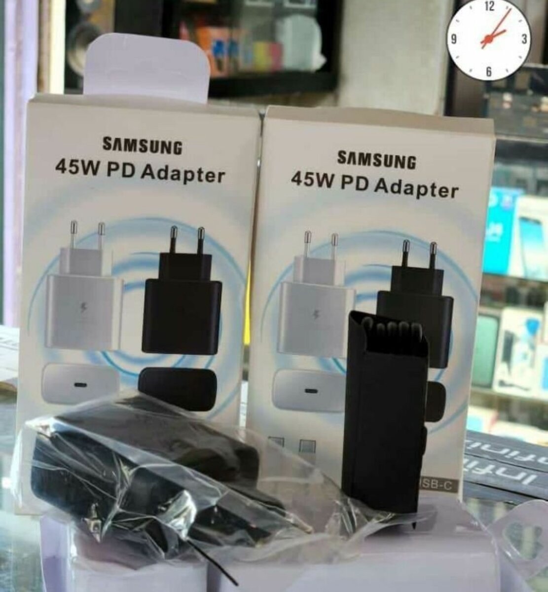 CHARGEURS IPHONE ET SAMSUNG