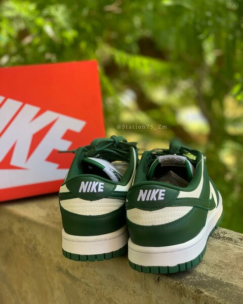 Nike Sb Dunks Low Varsity Green