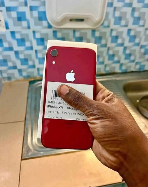 iPhone XR Rouge 64 Go Débloqué