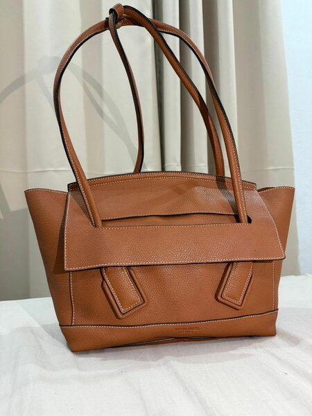 Sac à main en cuir élégante