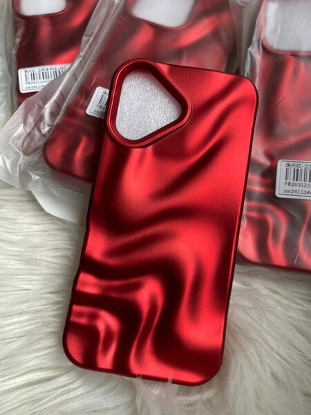 Coque rouge flashy