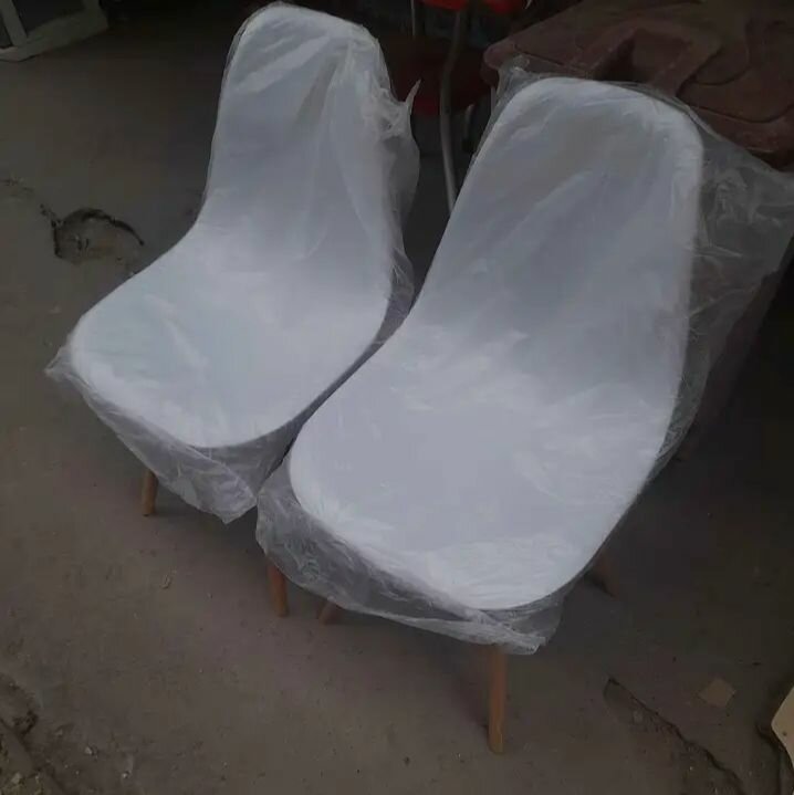 Complet de table et chaises