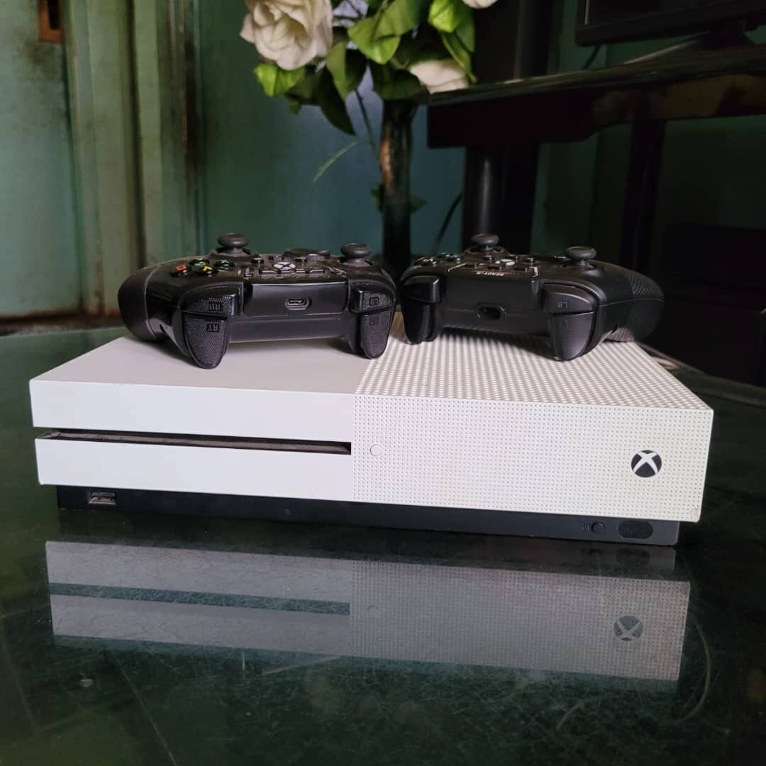 Xbox 1s 1tb