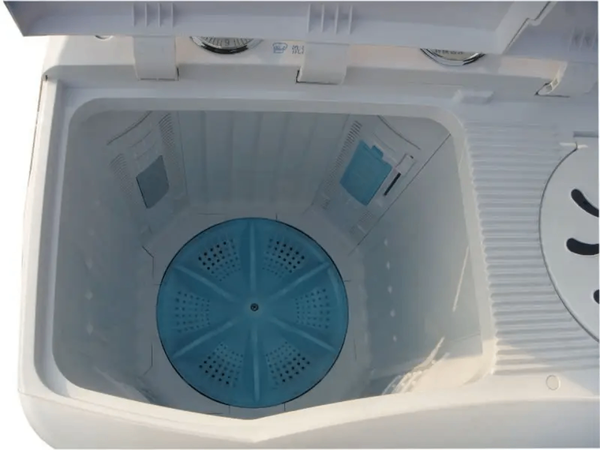 Media washing machine