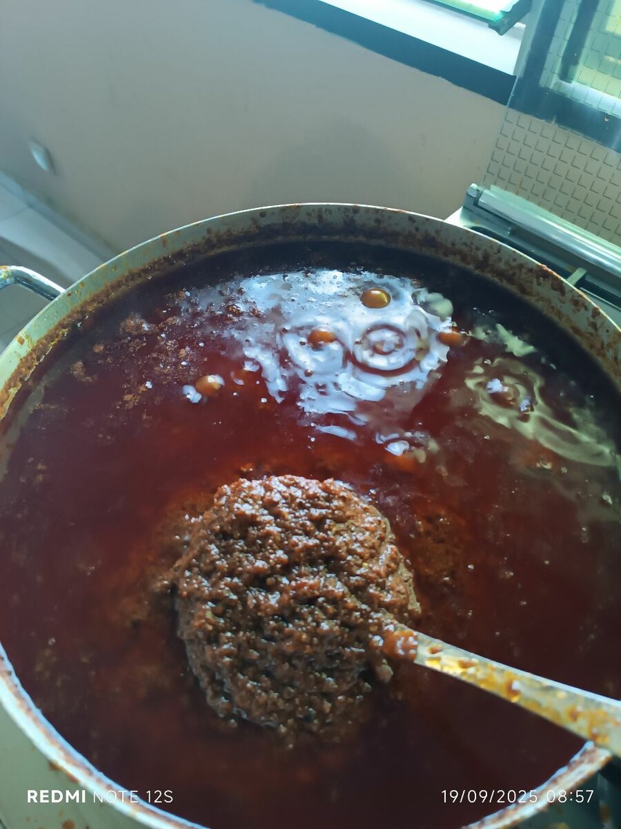 Sauce Piment Noir Épicée