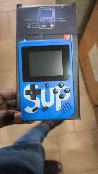 Console portable SUP bleue