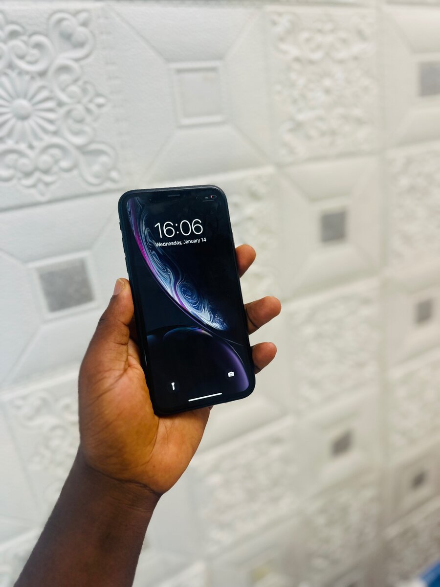 iPhone XR 128gb