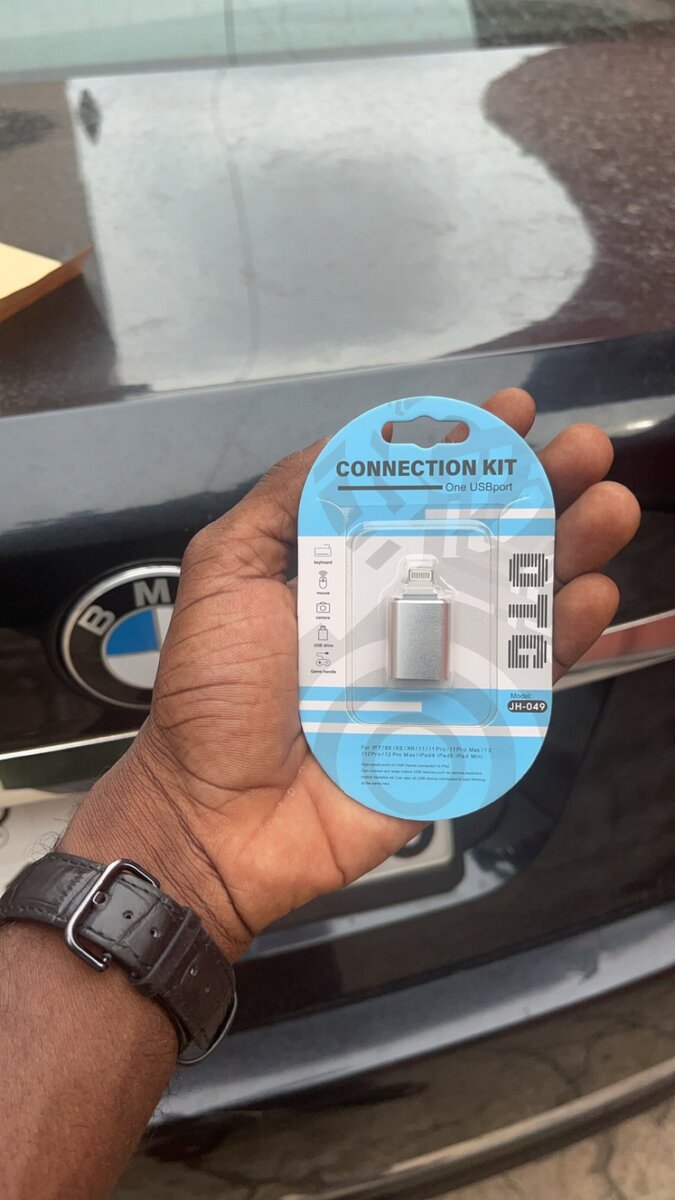 USB to iPhone/iPad Connection Kit