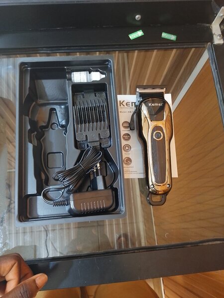 Tondeuse Professionnelle Kemei