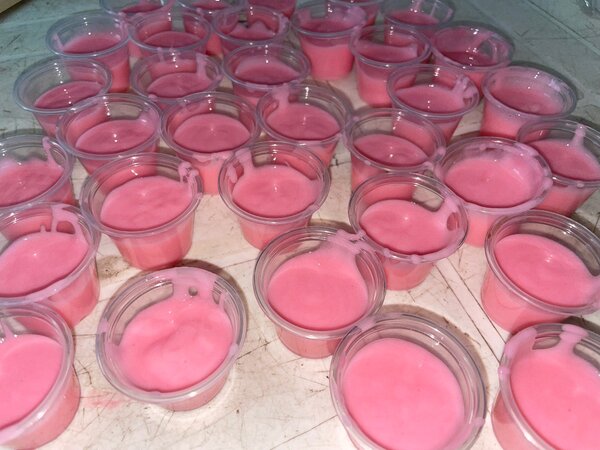 CRÈME HYDRATANTE LÈVRES ROSES