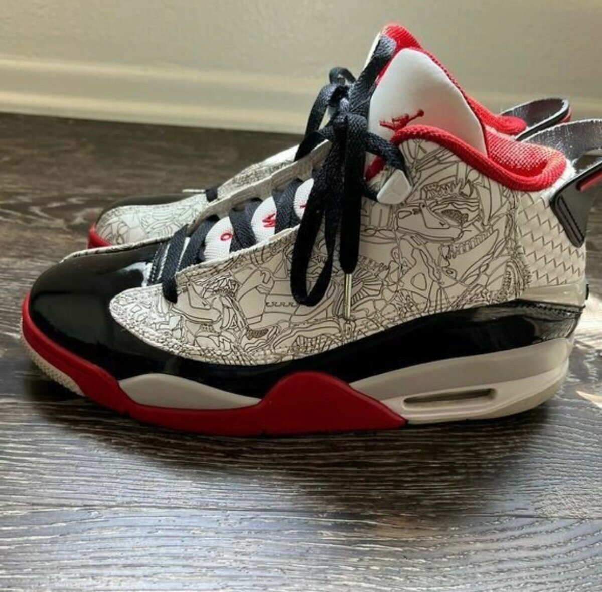 AIR JORDAN 4 DUB ZERO