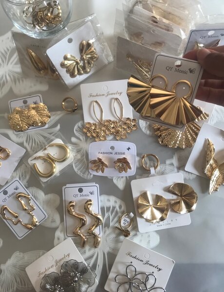 Boucles d'oreilles fantaisie dorées