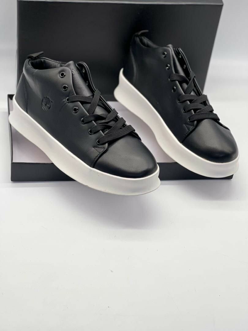 QUALITY FASHION SHOES