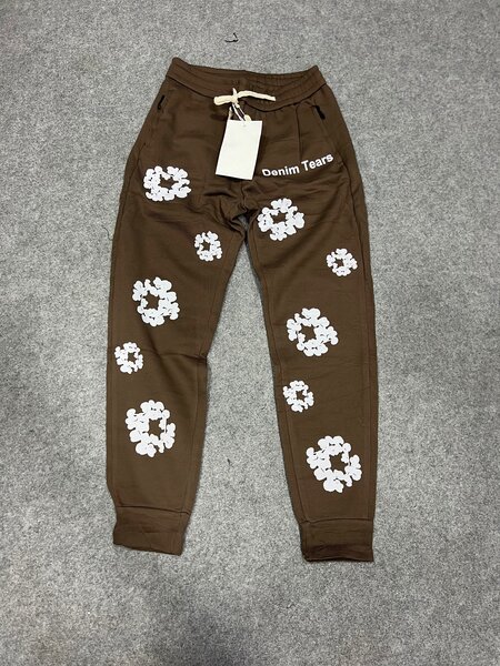 Jogging disponible tout le taille