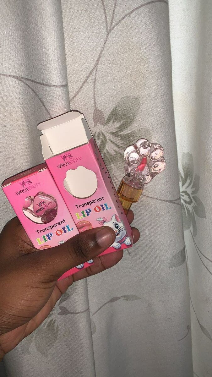 Huile pour les lèvres hydratante