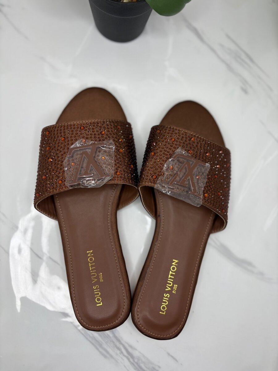 Mules élégantes pailletées