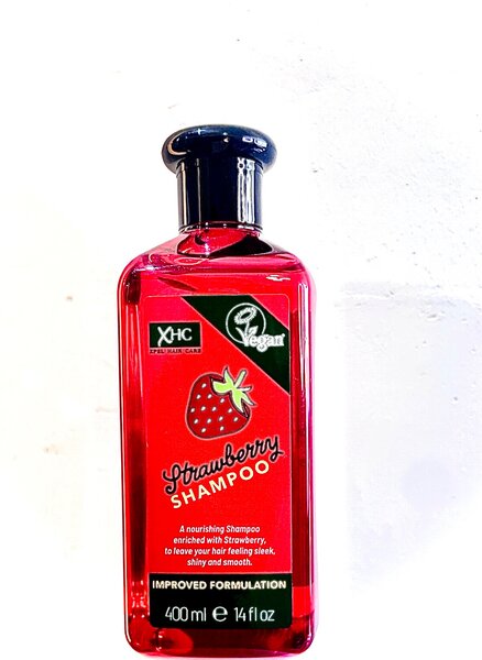VEGAN STRAWBERRY SHAMPOO