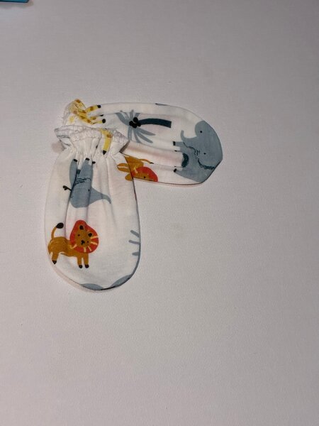 Moufles Bébé en Coton Doux